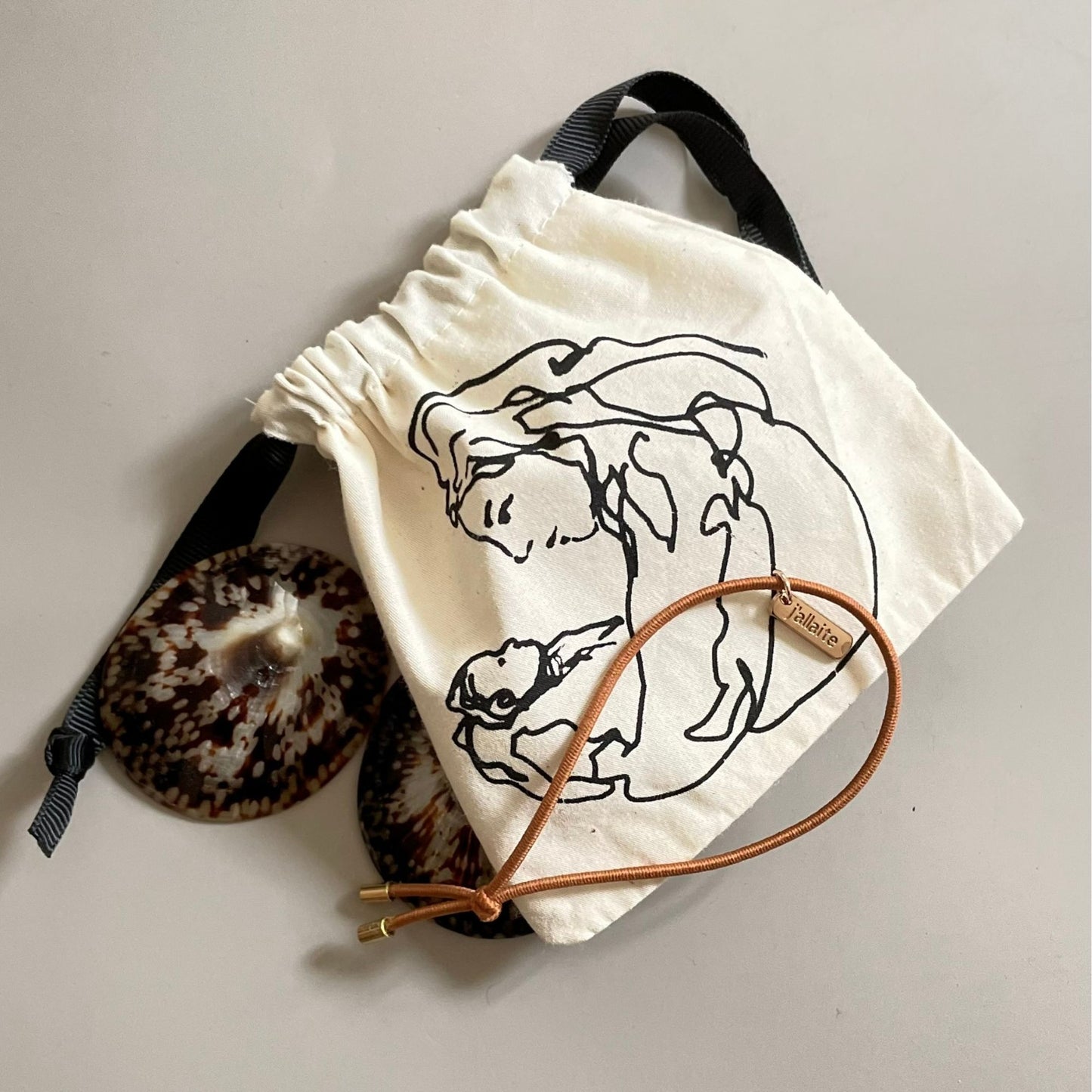 Coquillage d'allaitement "SUR MESURE" + Bracelet avec médaille "J’allaite"